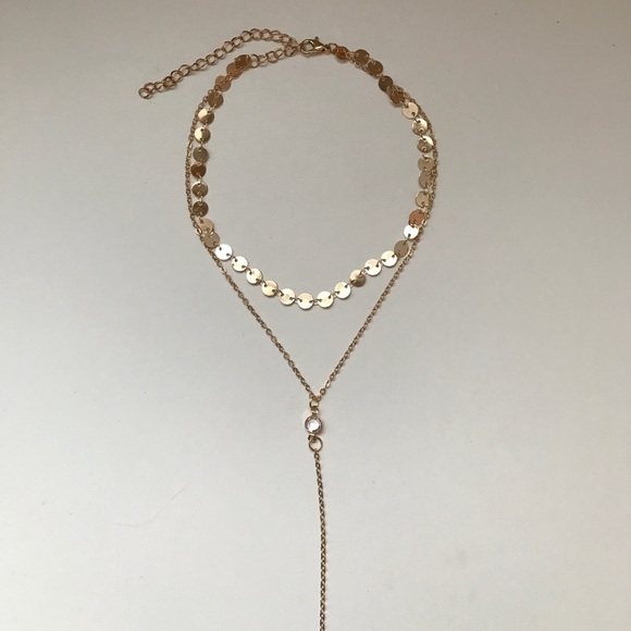Only one left‼️Beautiful layered gold necklace! - Picture 3 of 3